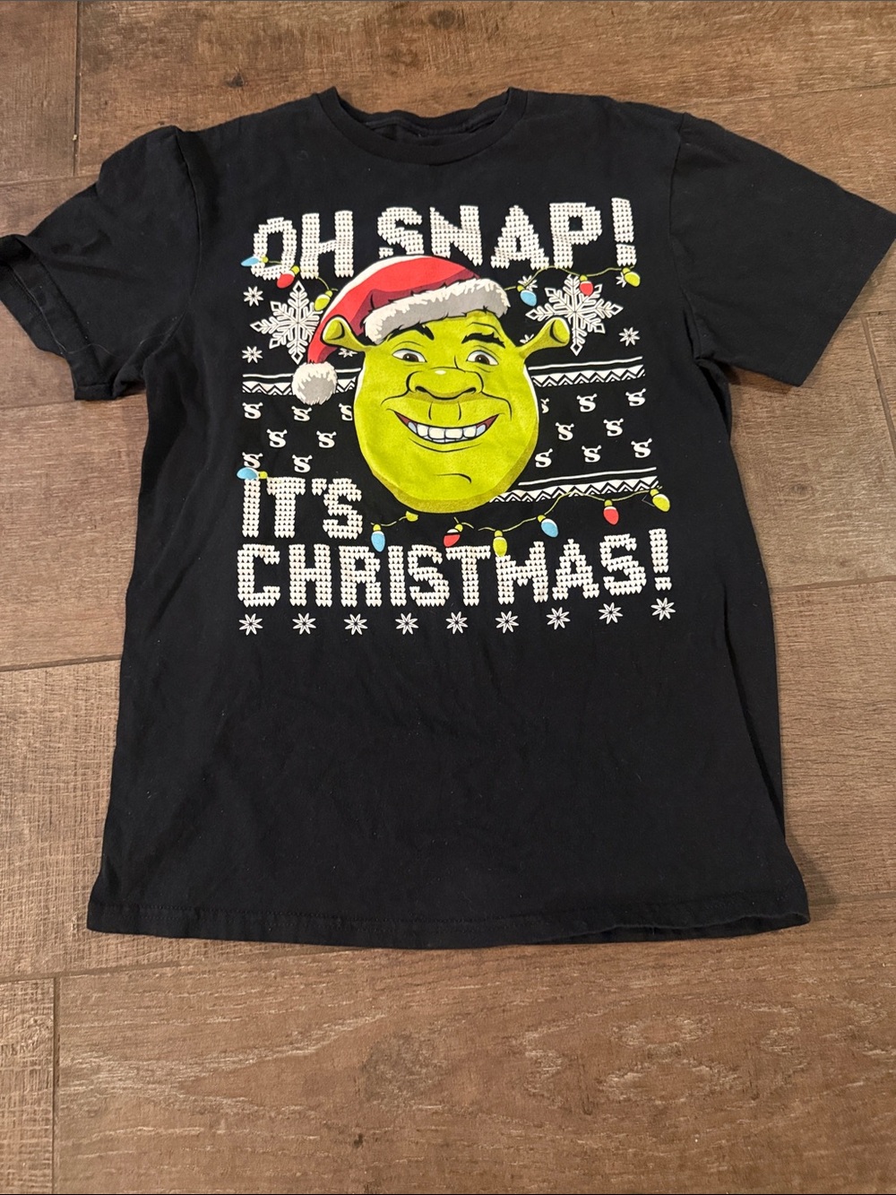 Dreamworks Black Shrek Christmas Graphic Tee. Women’s Small.